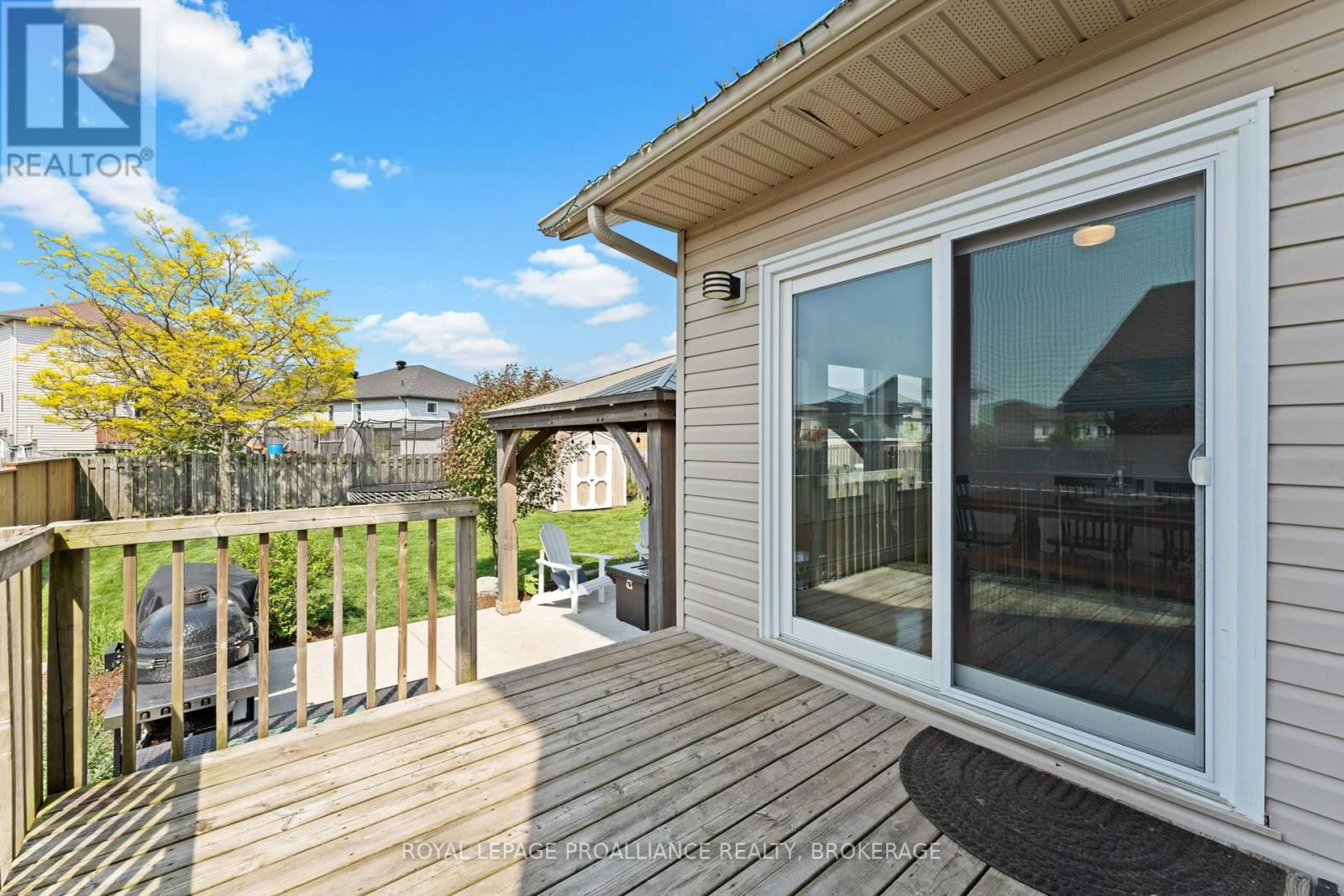 174 SPEERS BOULEVARD Image 34