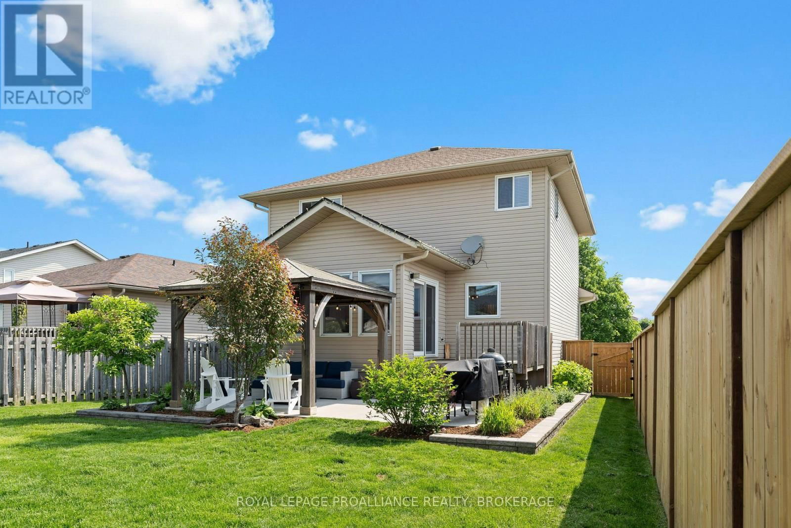 174 SPEERS BOULEVARD Image 36