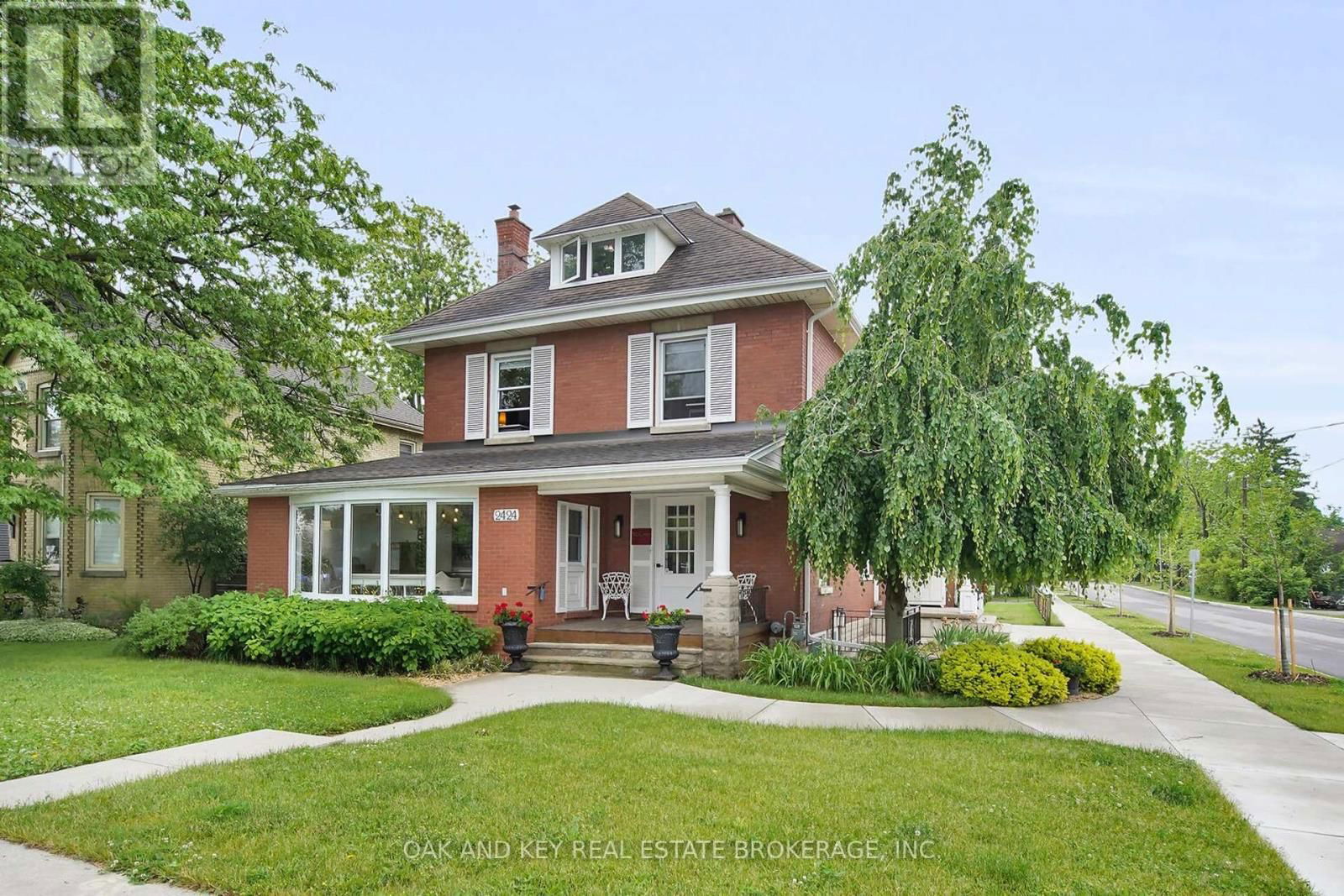 2424 MAIN STREET Image 1