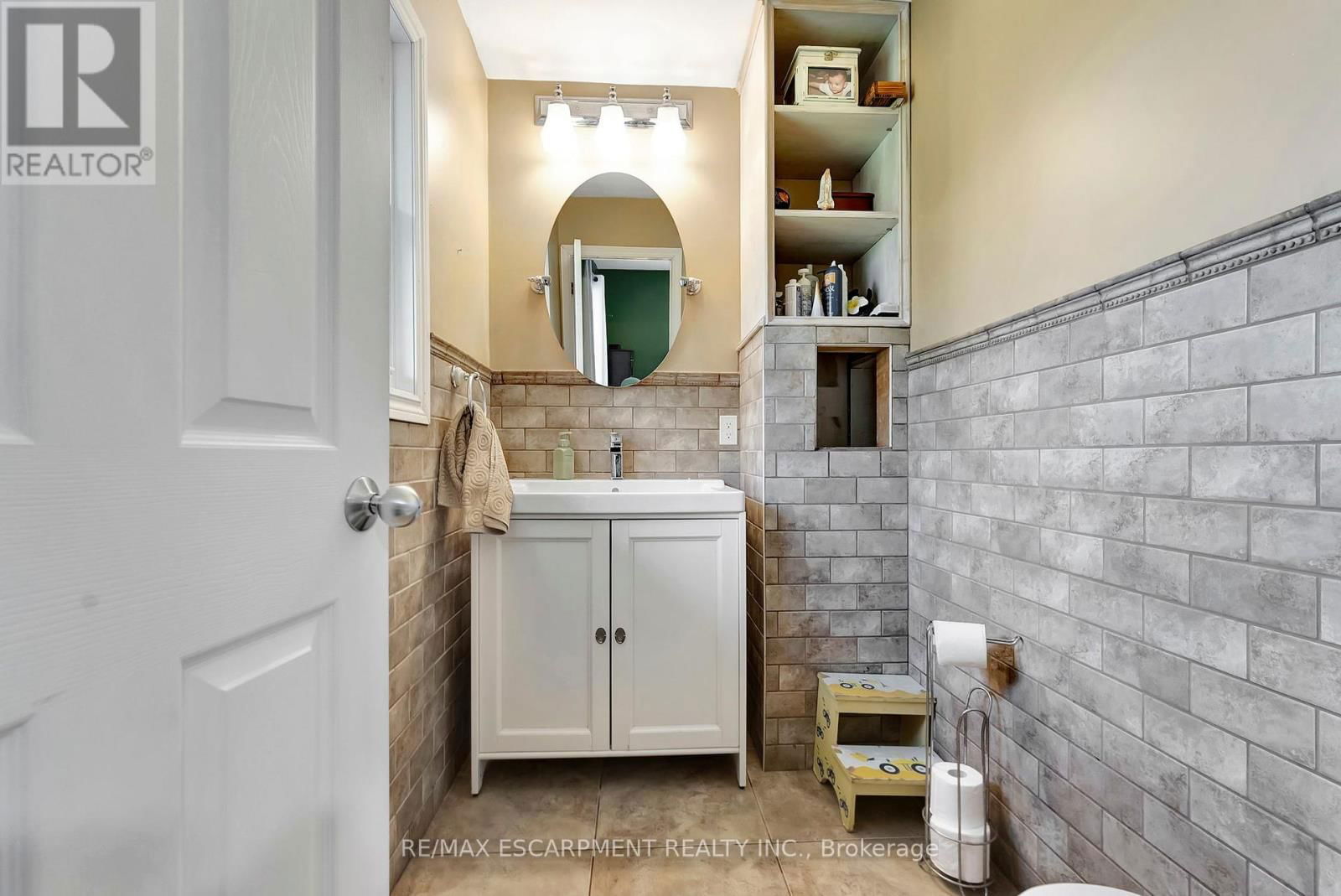 1301 KOHLER ROAD Image 17