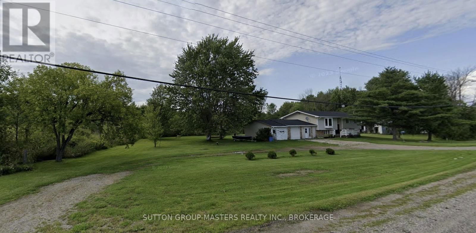 390 LYNDHURST ROAD Image 3