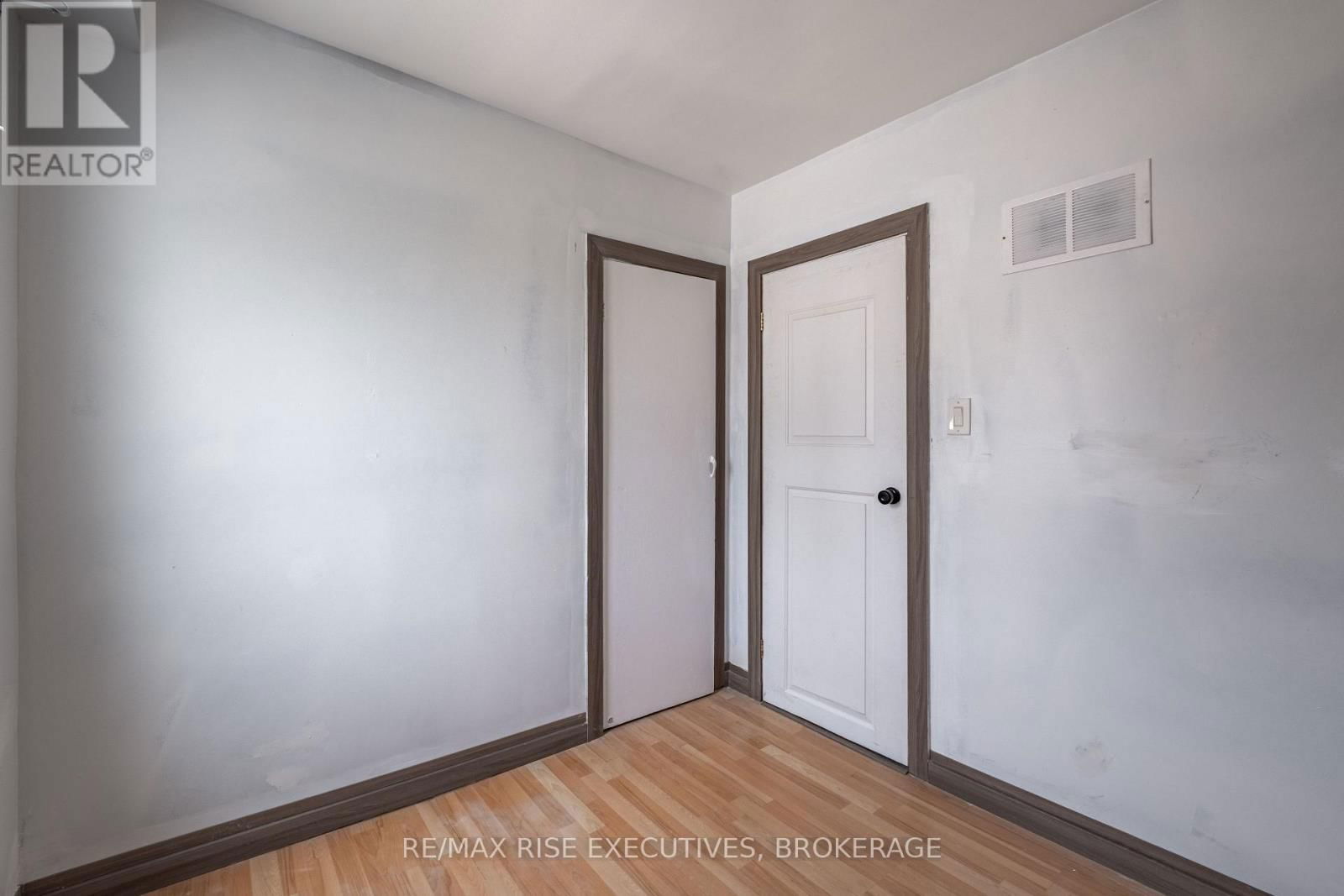 61 SEVENTH AVENUE Image 16