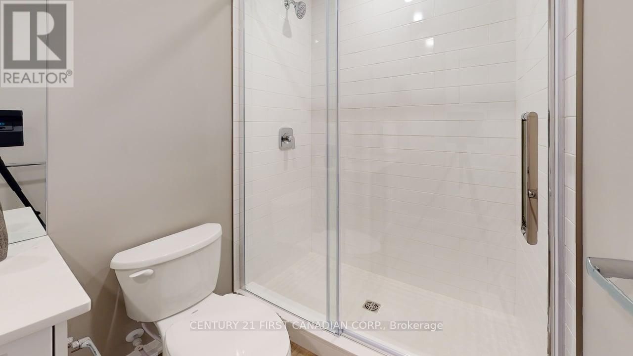 471 MAIN STREET Image 22