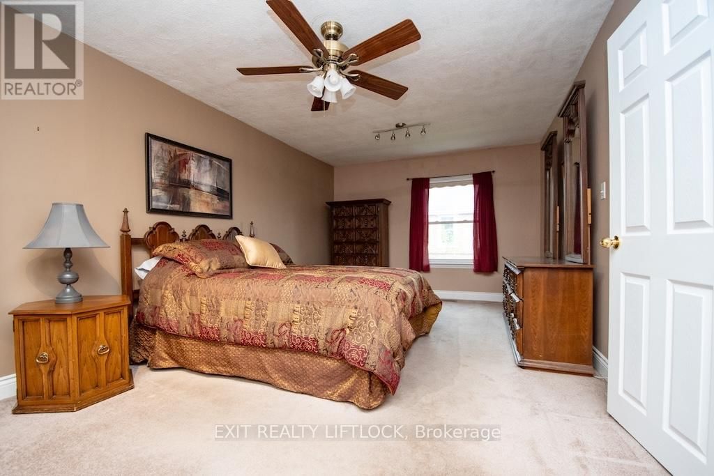 493 HOWDEN STREET Image 15