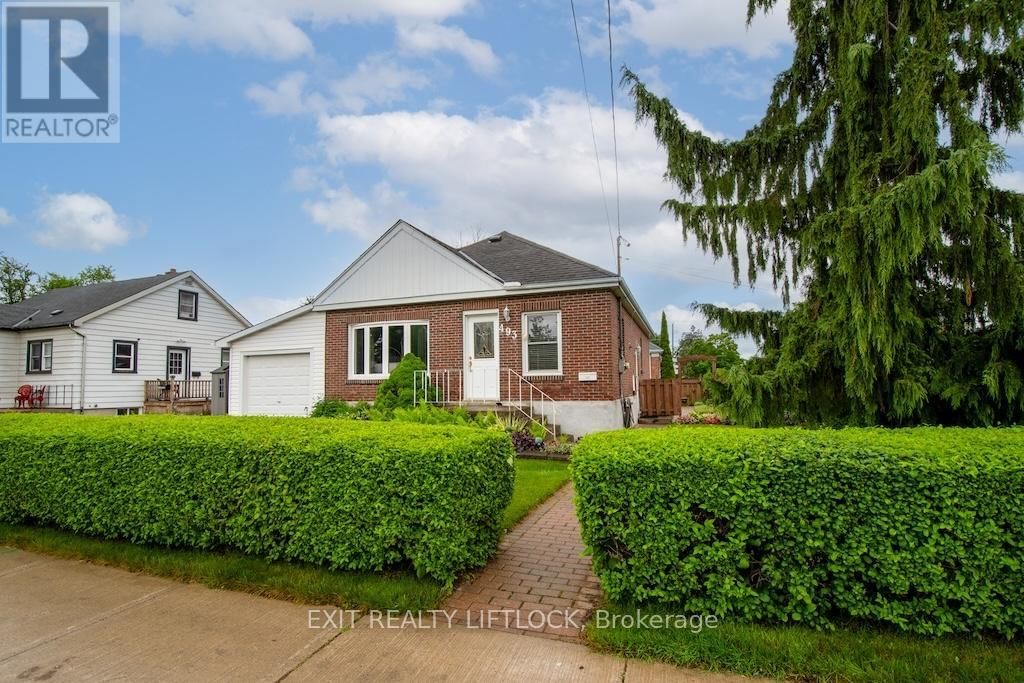 493 HOWDEN STREET Image 2