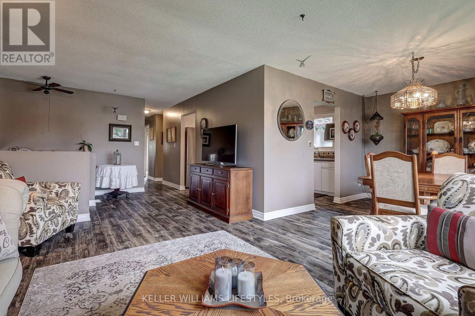 17 SHARPE DRIVE Image 10