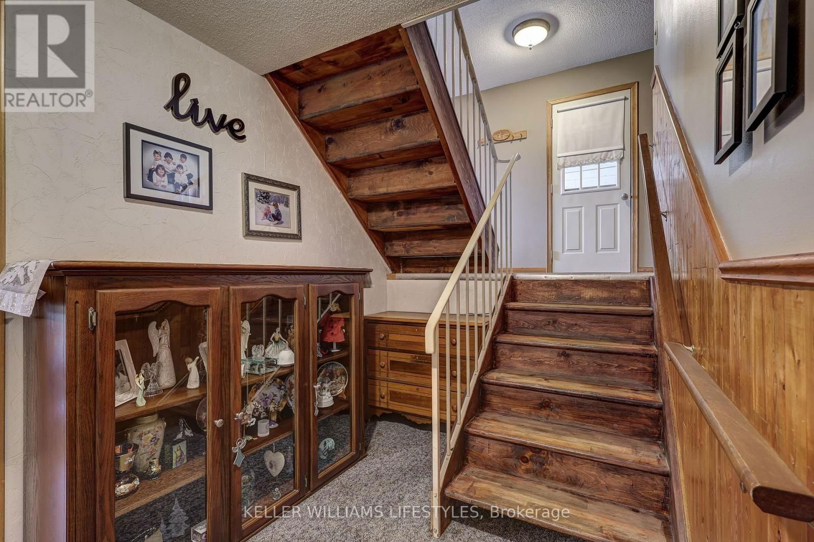 17 SHARPE DRIVE Image 27