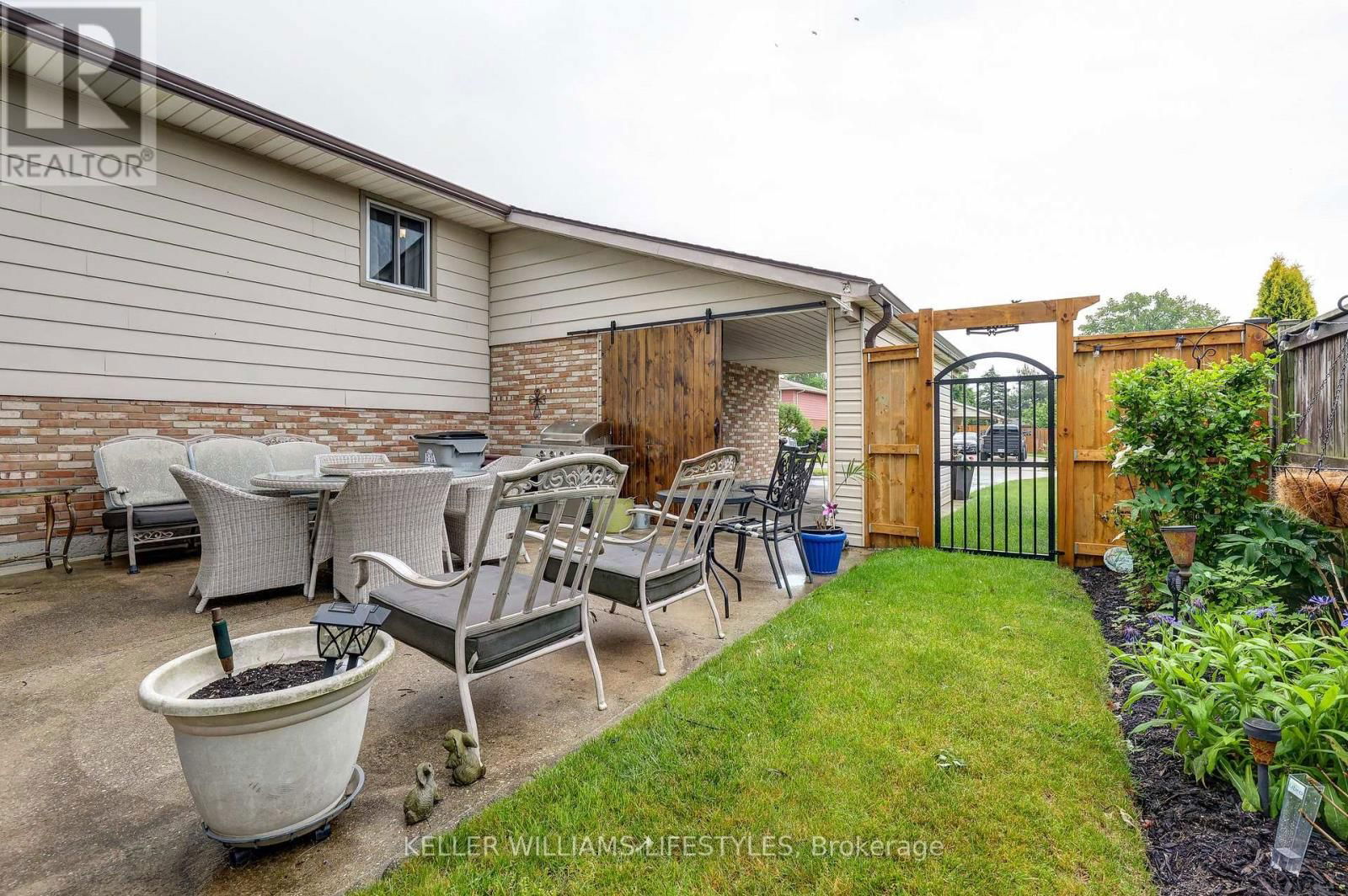 17 SHARPE DRIVE Image 39