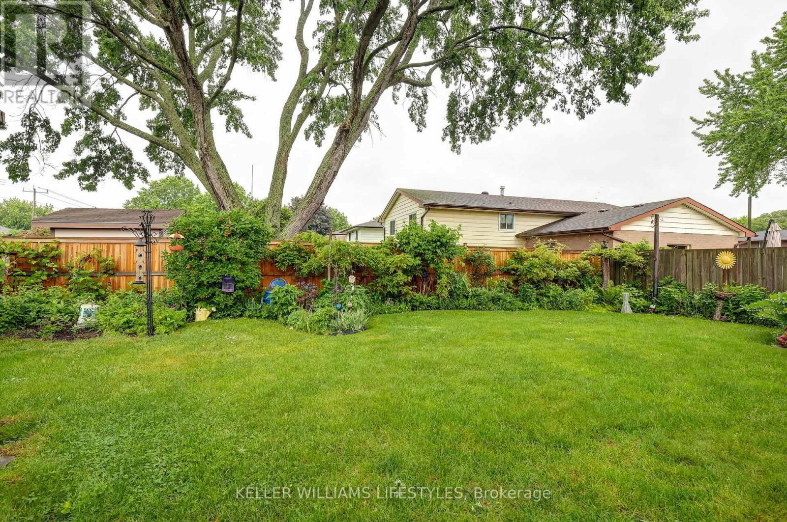 17 SHARPE DRIVE Image 41