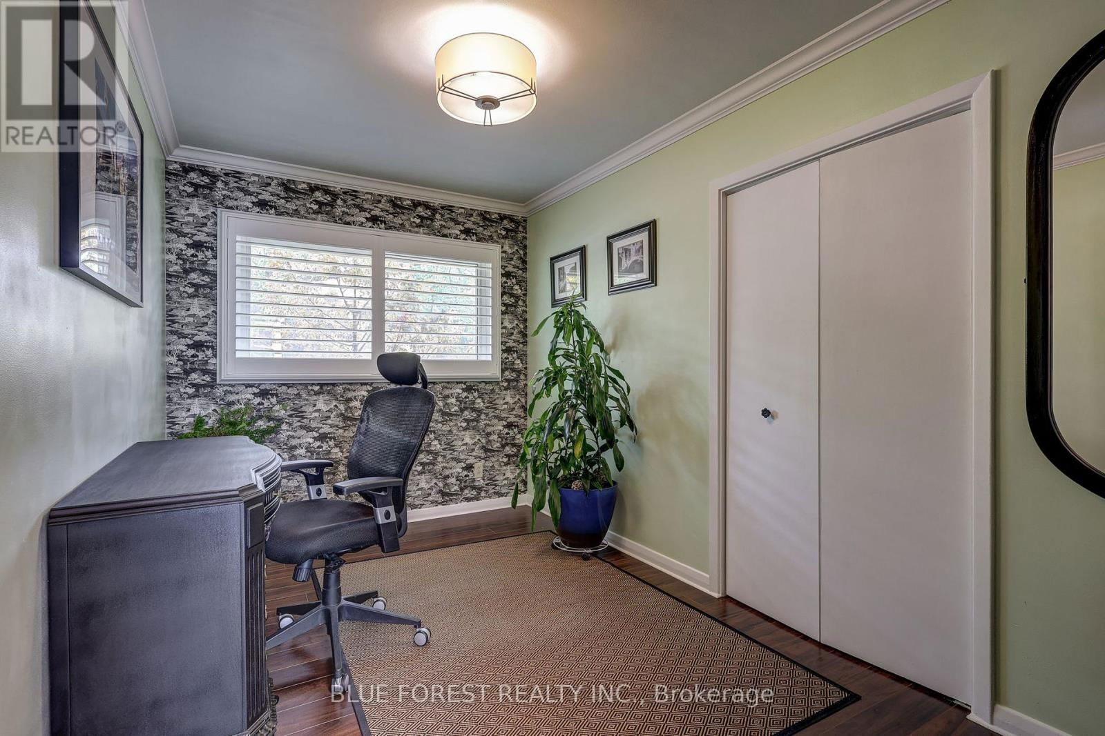 983 VALETTA STREET Image 22