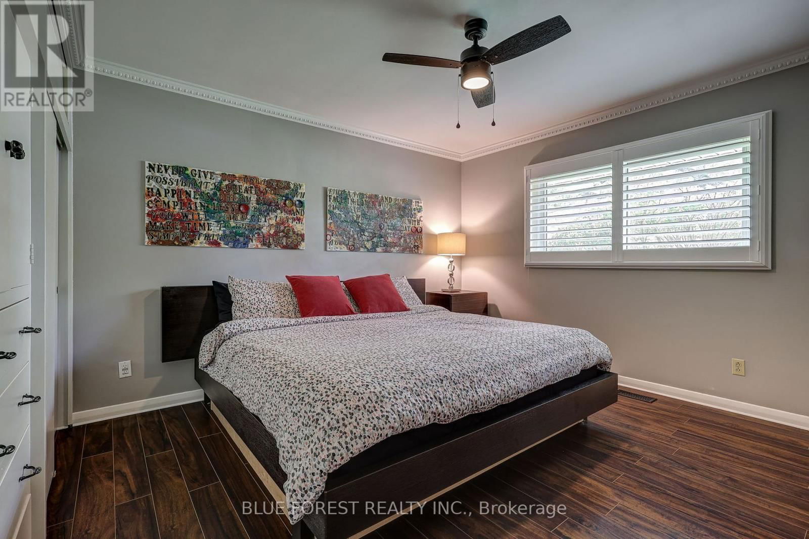 983 VALETTA STREET Image 27