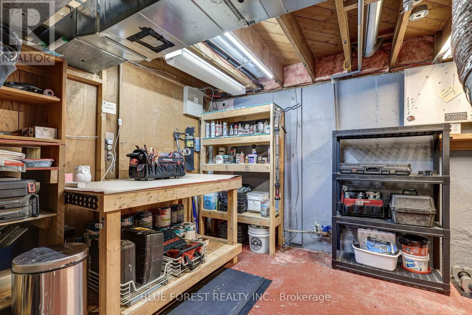 983 VALETTA STREET Image 37