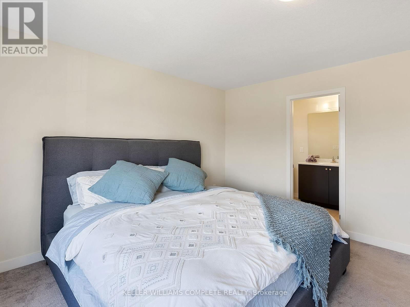 170 WHITHORN CRESCENT Image 35