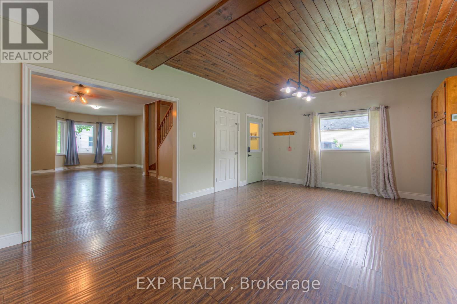 33 MCGIVERN STREET Image 14