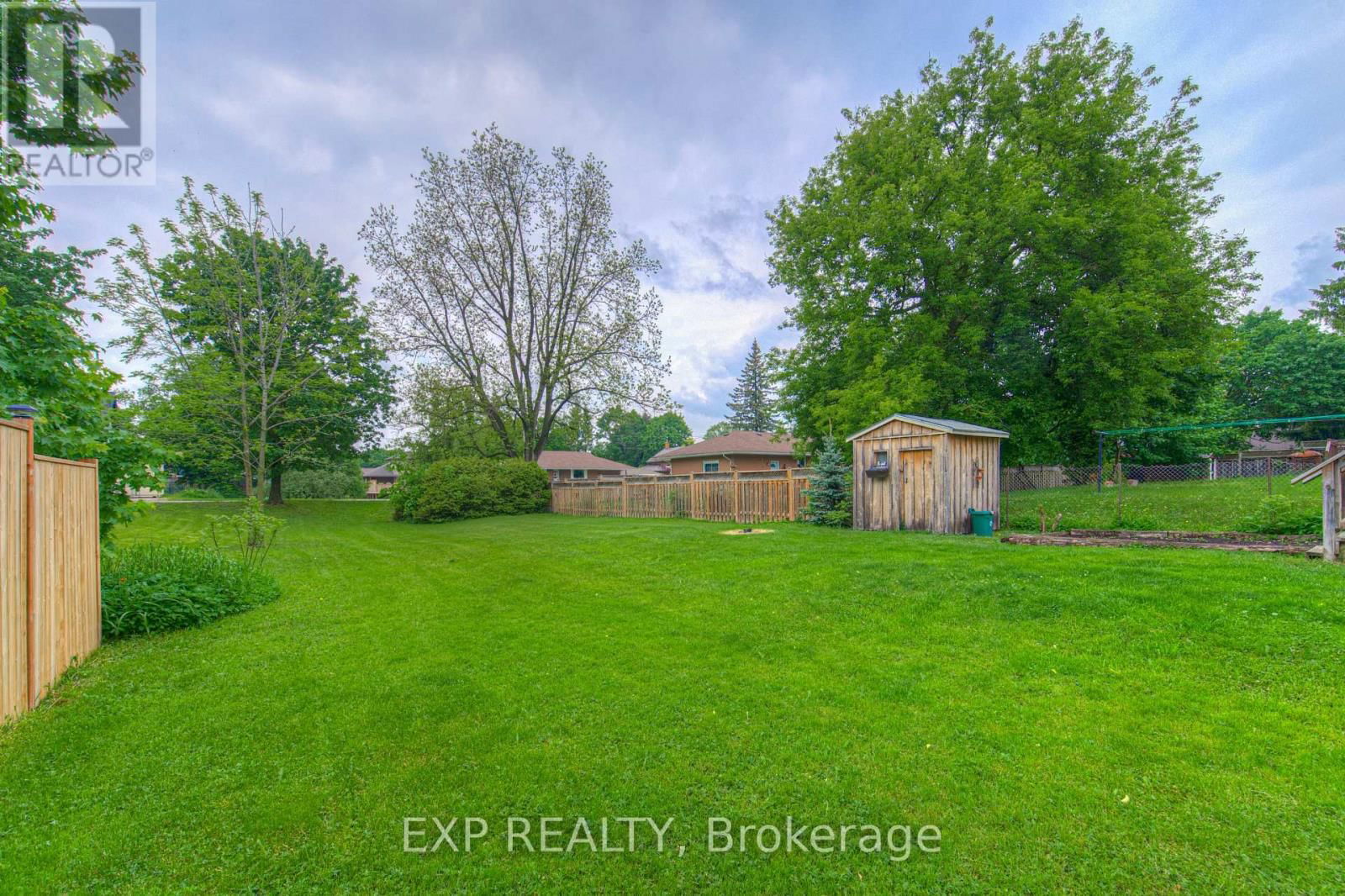 33 MCGIVERN STREET Image 36