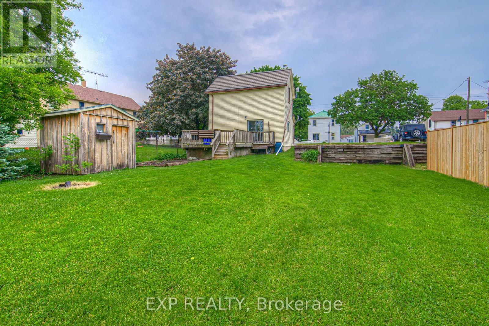 33 MCGIVERN STREET Image 41
