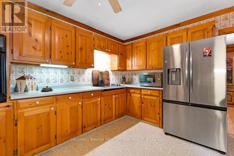1102 EBBS BAY ROAD Image 10