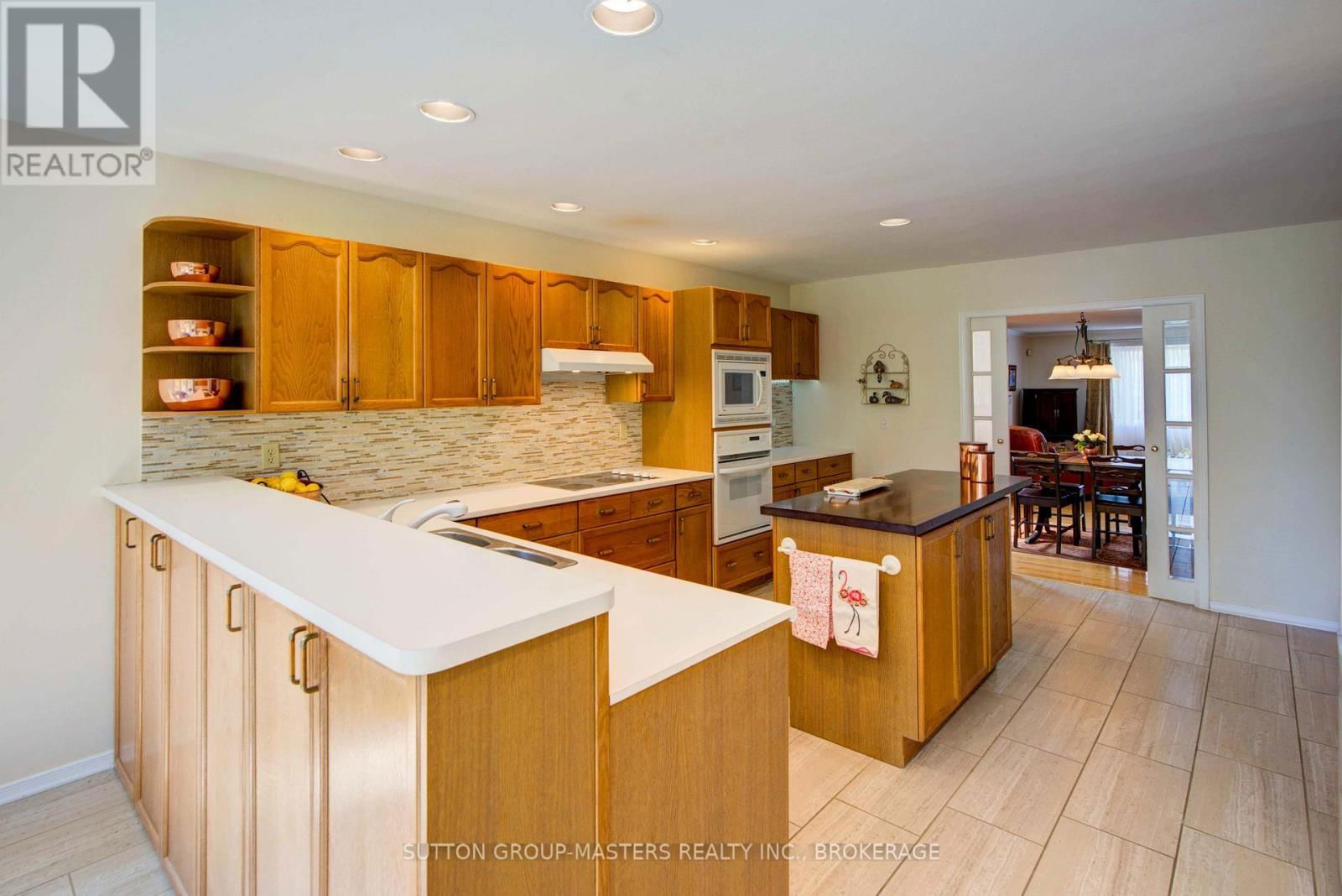 47 BAYSHORE DRIVE Image 10