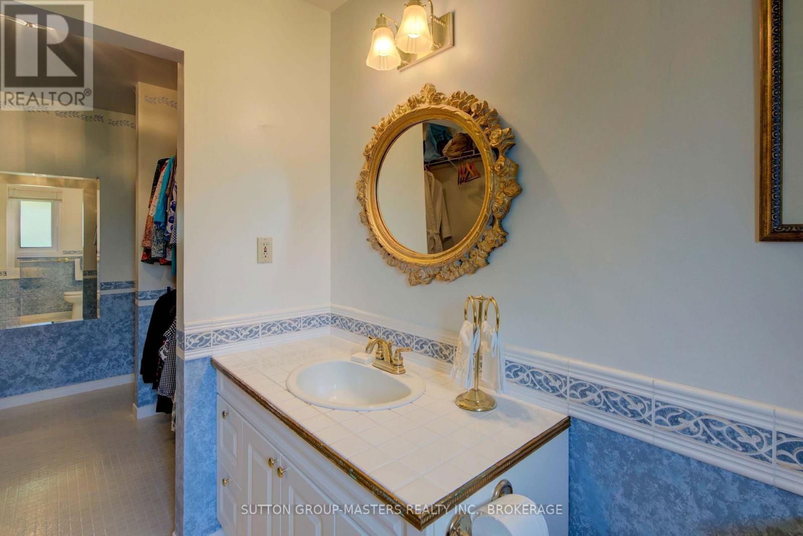 47 BAYSHORE DRIVE Image 39