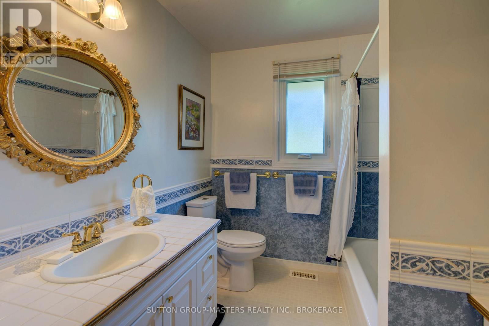 47 BAYSHORE DRIVE Image 40