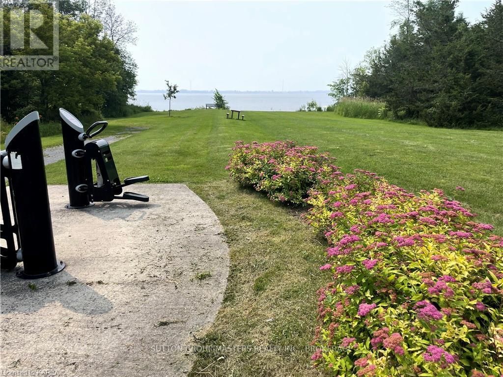 47 BAYSHORE DRIVE Image 48