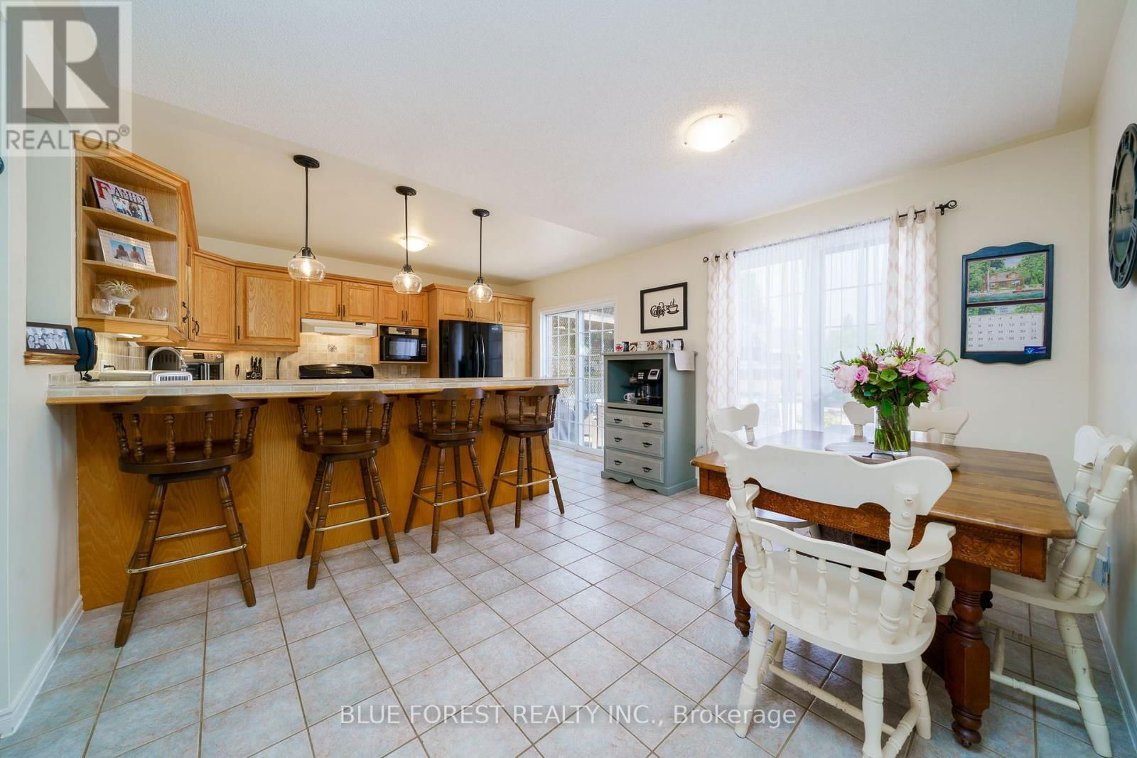 1 THISTLE STREET Image 14