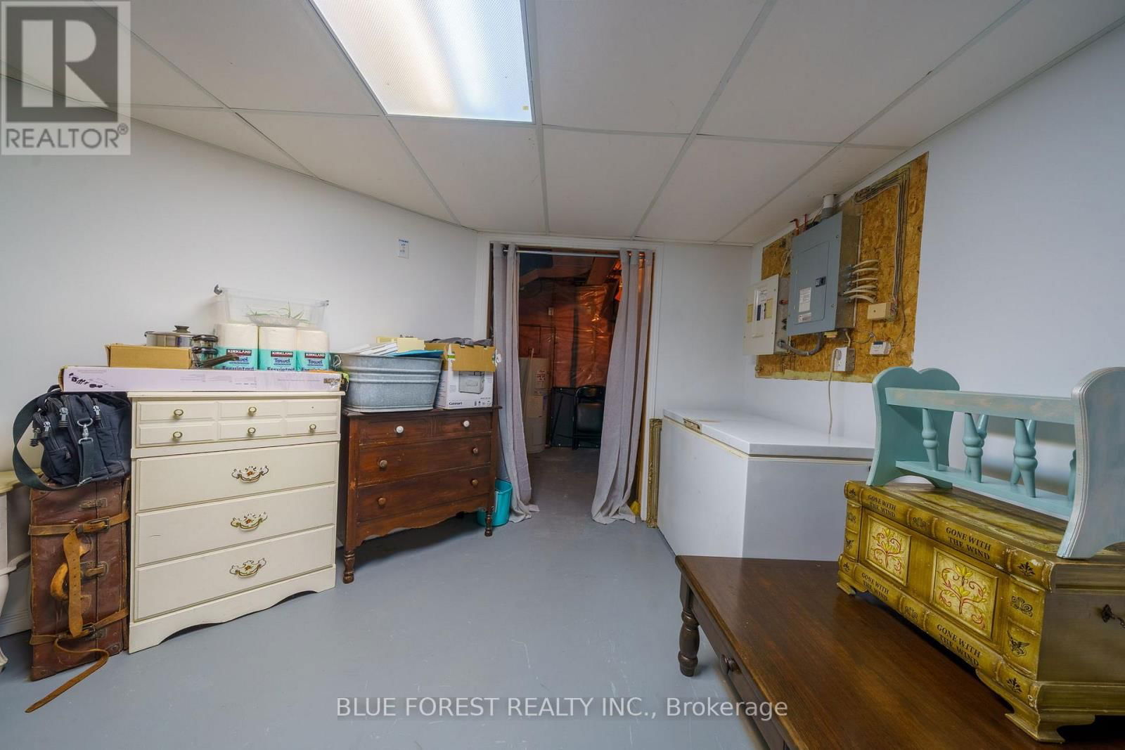 1 THISTLE STREET Image 28