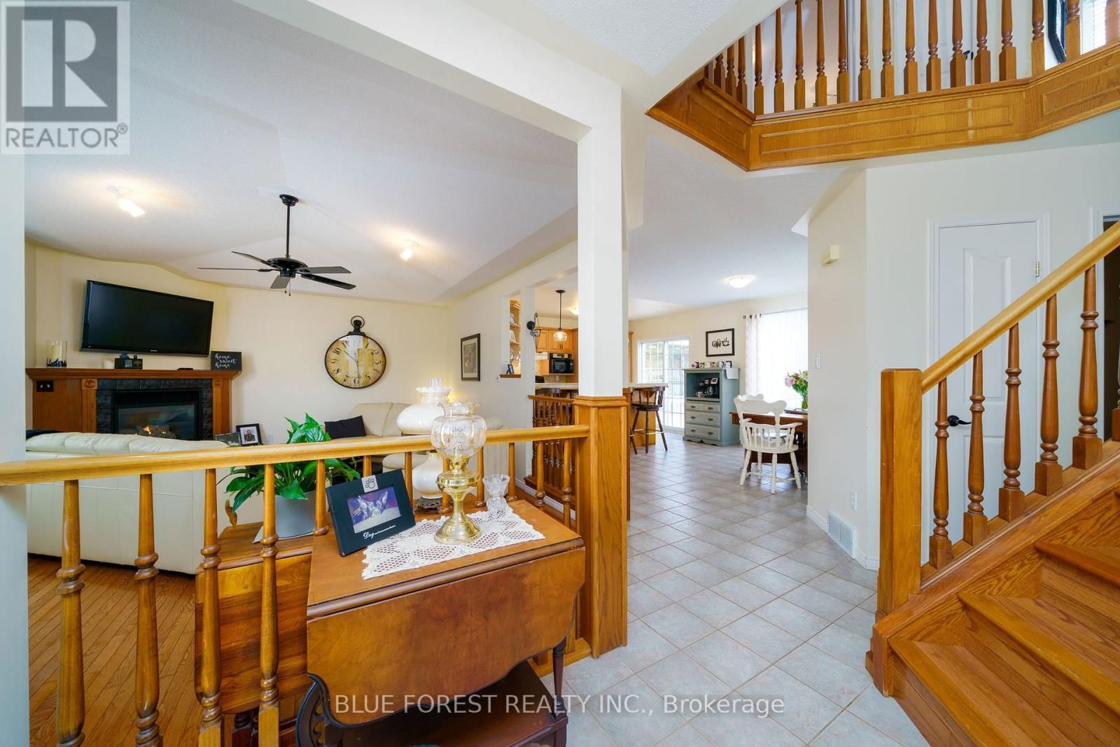 1 THISTLE STREET Image 9