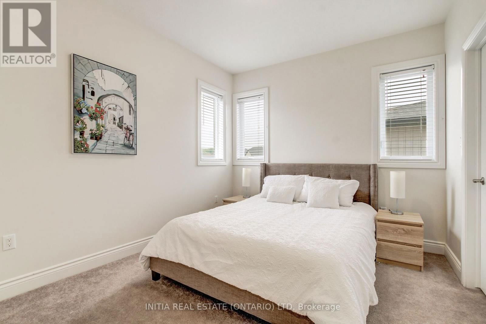 1326 THORNLEY STREET Image 22