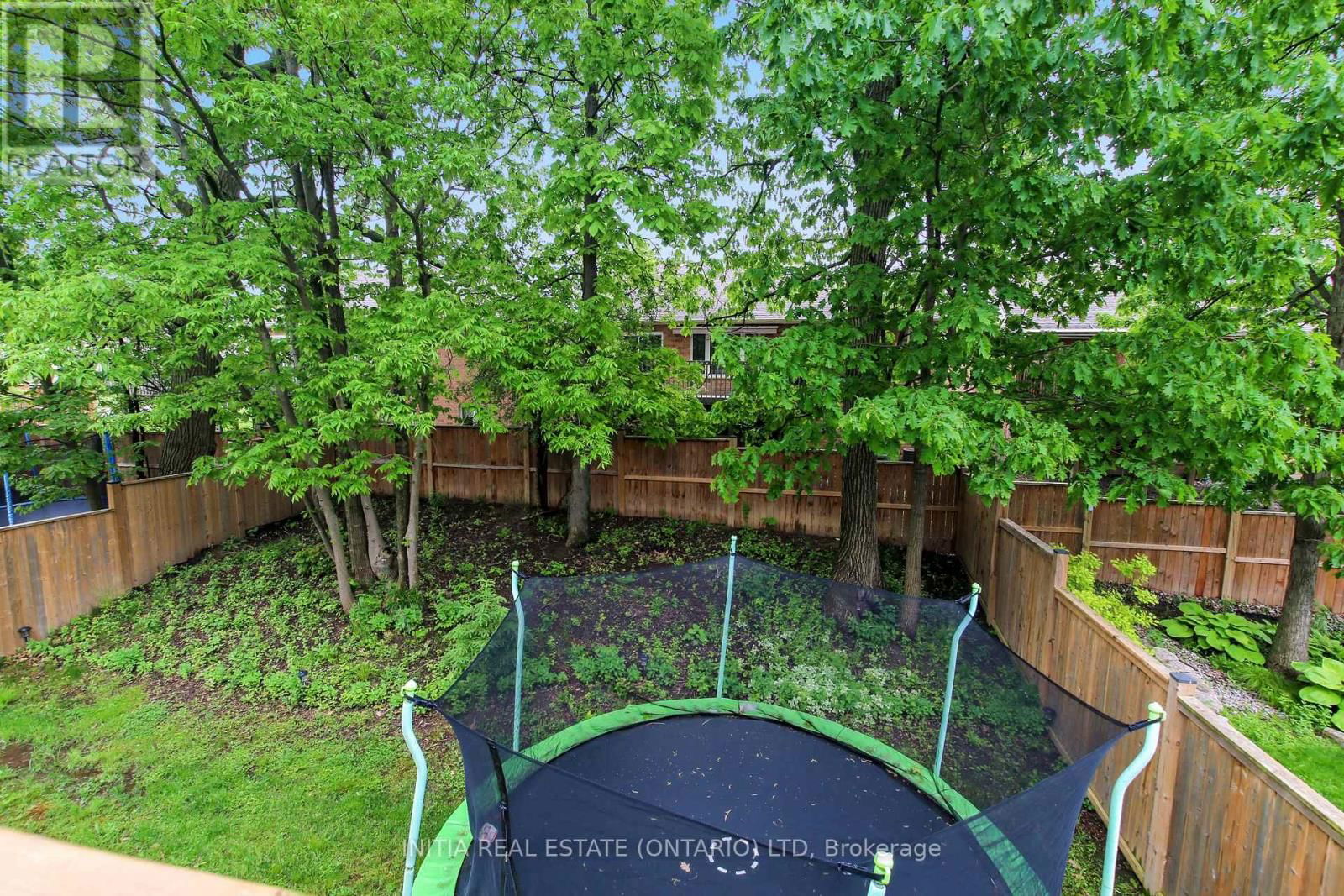1326 THORNLEY STREET Image 26