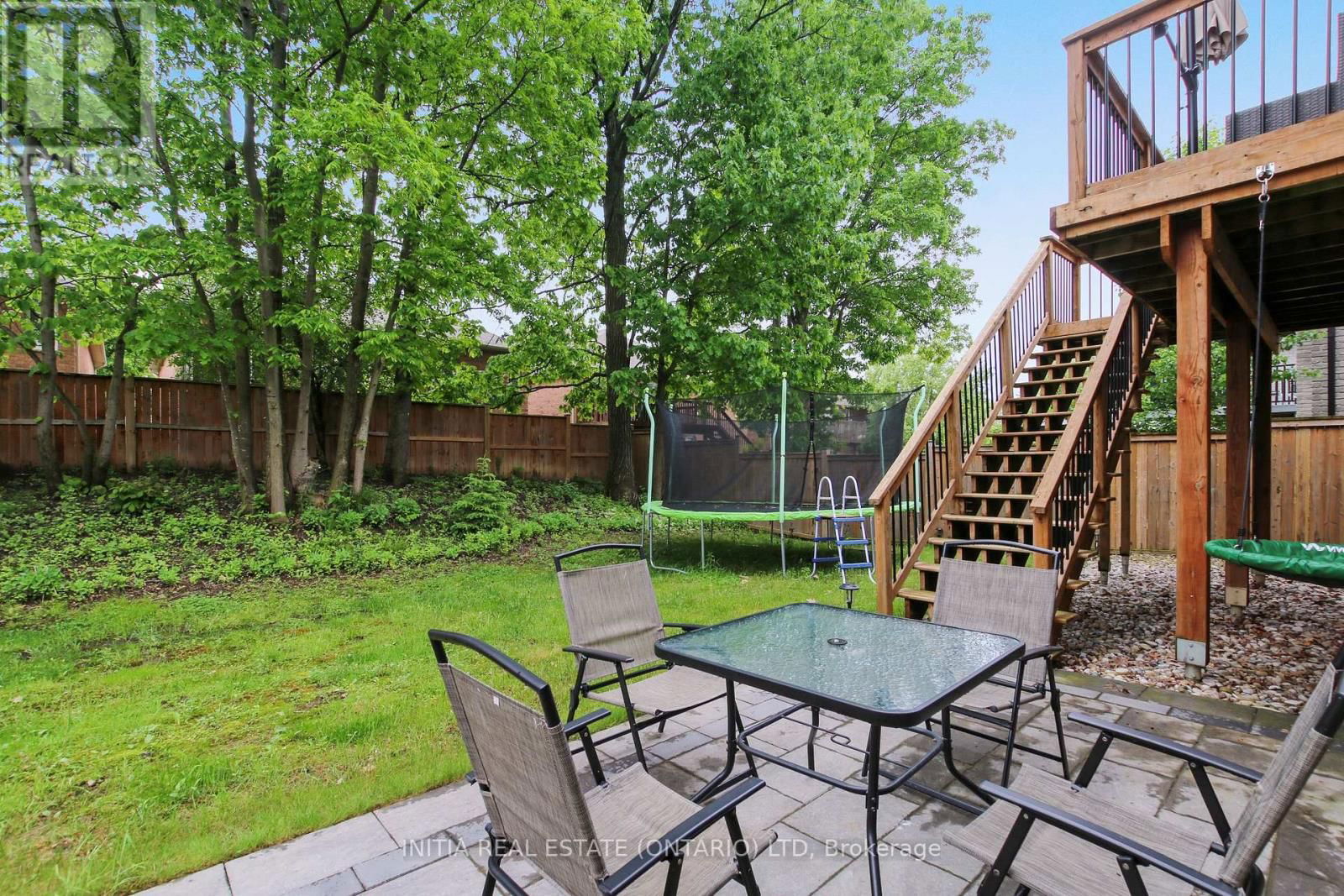1326 THORNLEY STREET Image 27