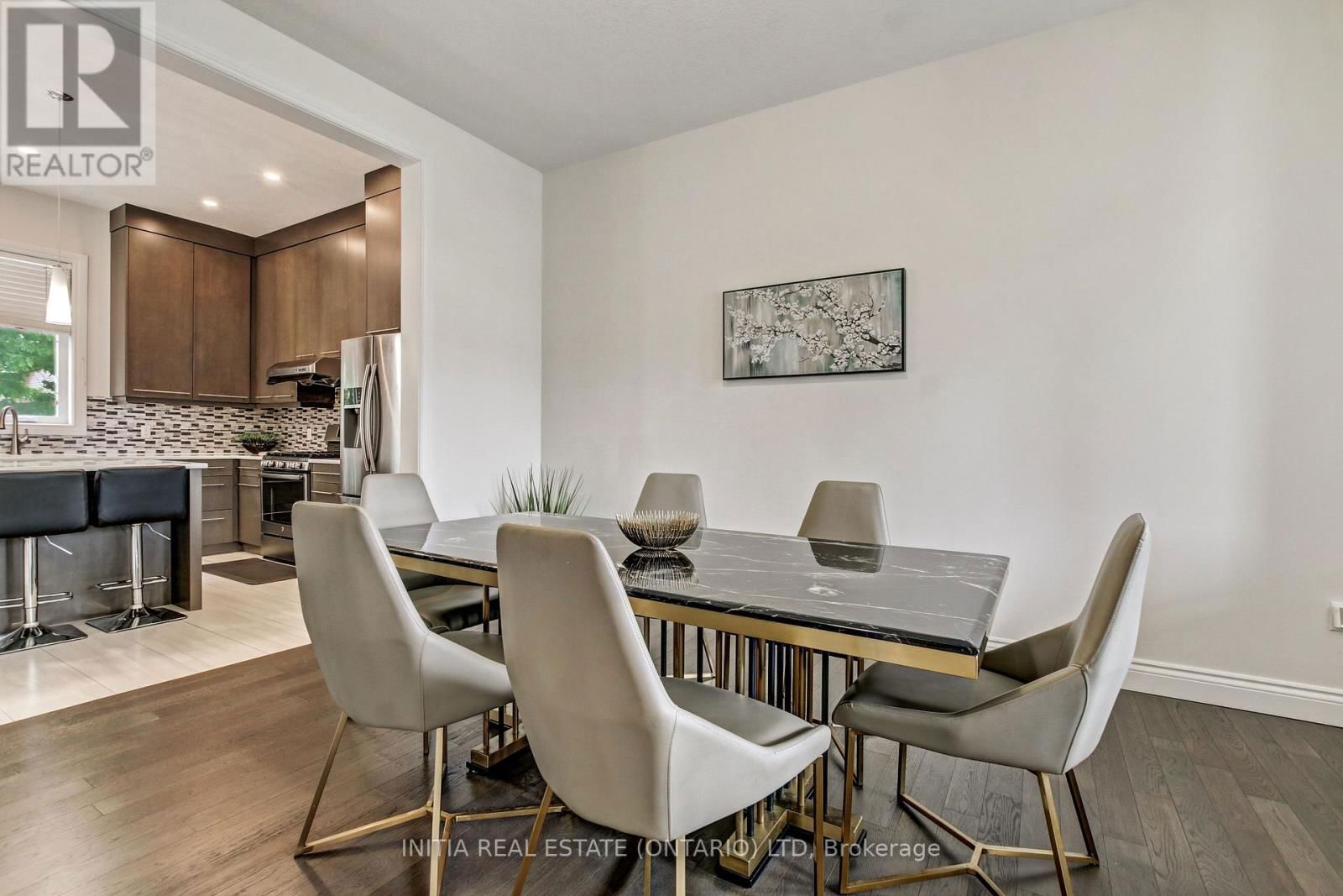 1326 THORNLEY STREET Image 3