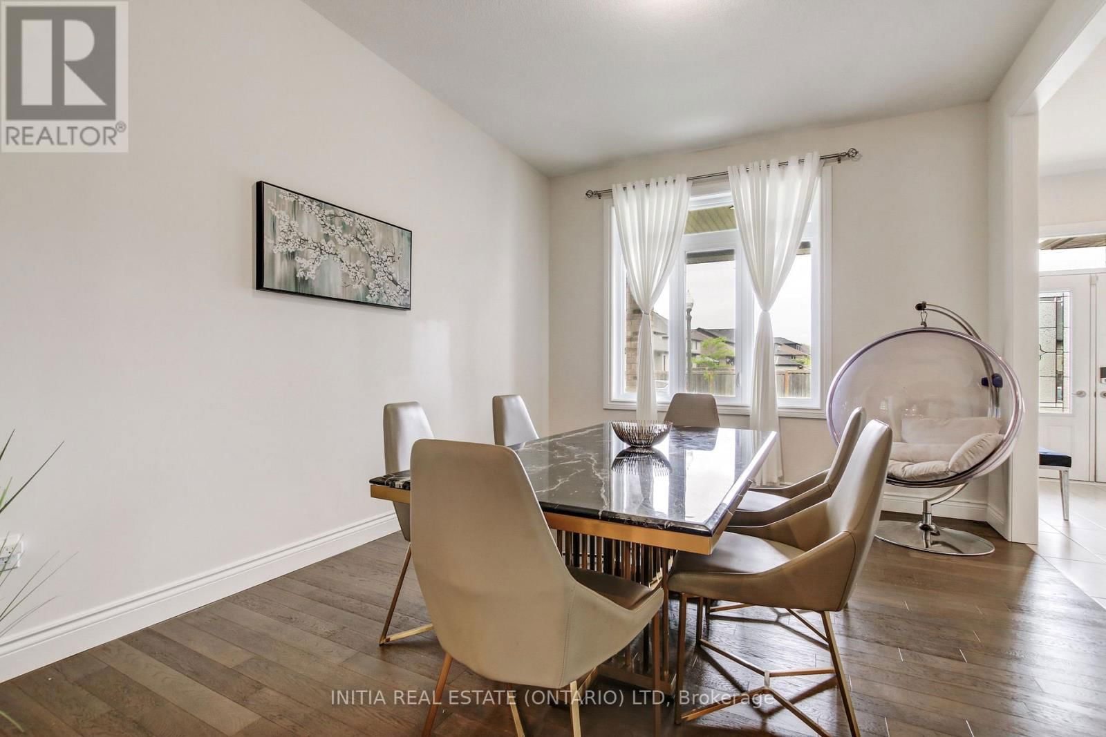 1326 THORNLEY STREET Image 5