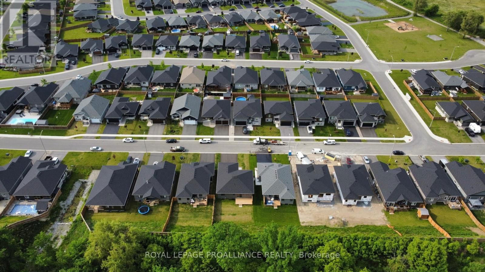 27 SCHMIDT WAY Image 4