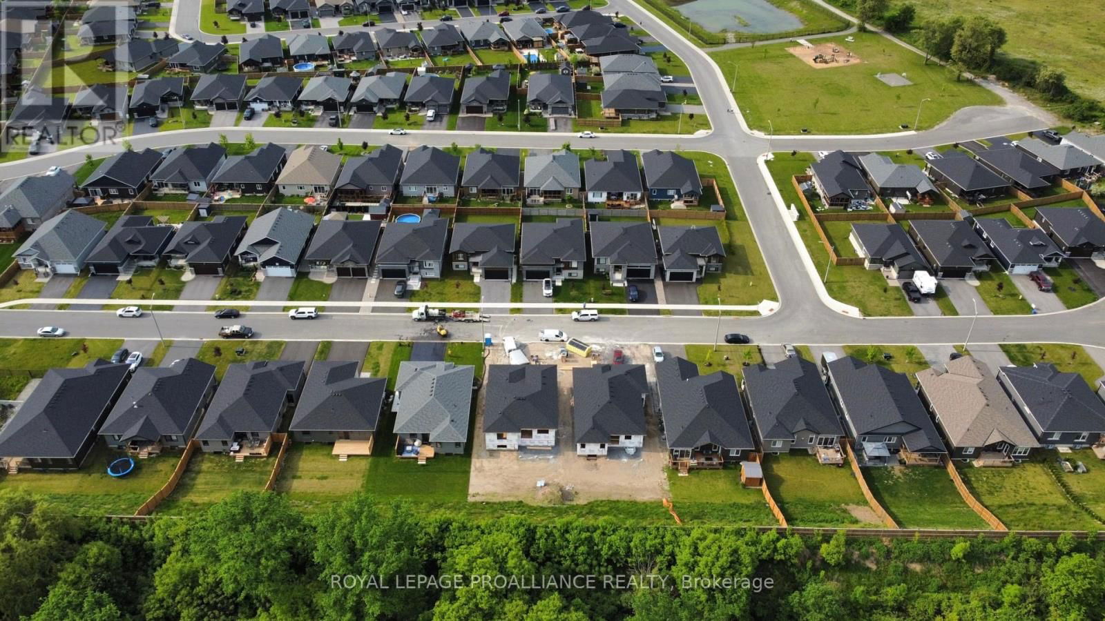 27 SCHMIDT WAY Image 6