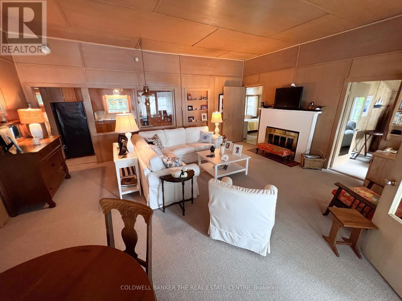 85 GROVE ROAD Image 16