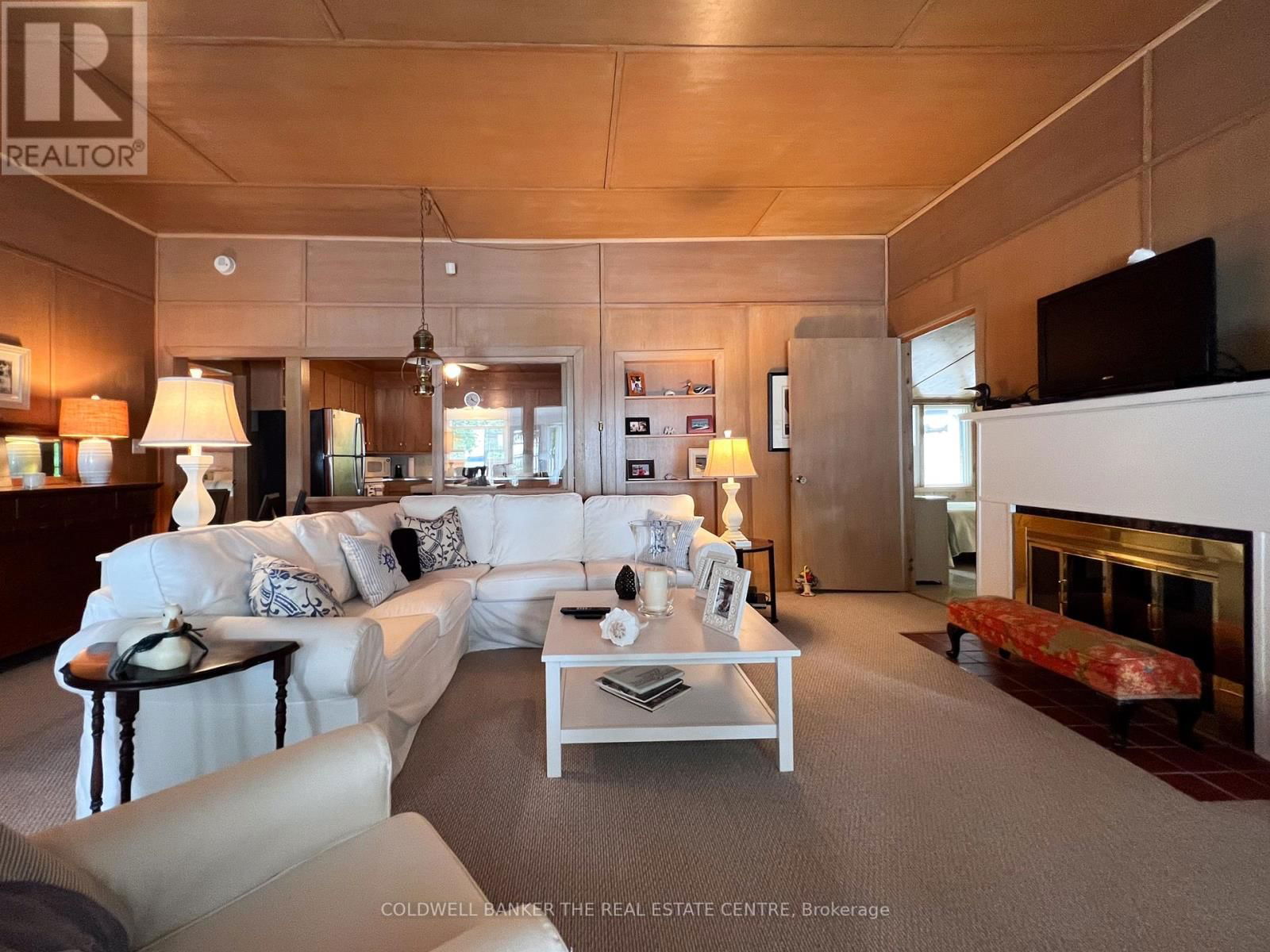 85 GROVE ROAD Image 18