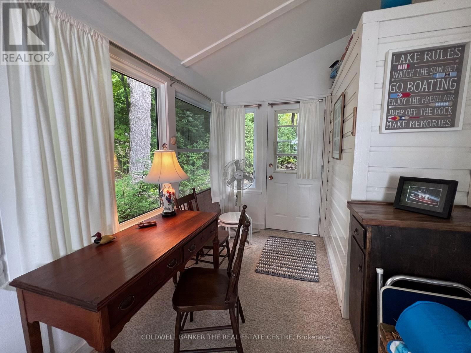 85 GROVE ROAD Image 25