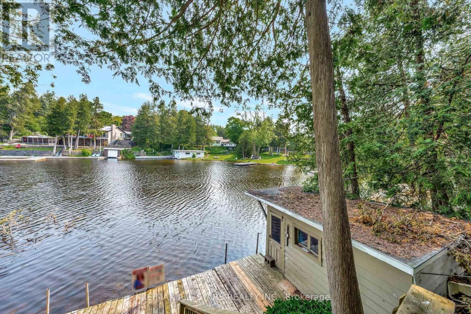 14 WYCHWOOD DRIVE EAST Image 36