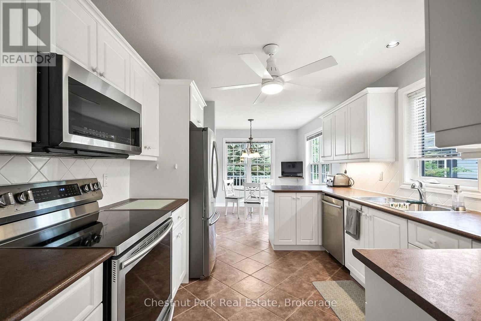 69 EWING STREET Image 12