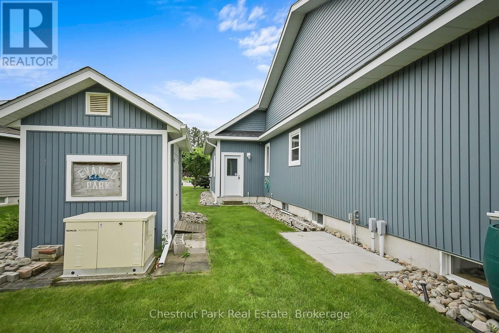 69 EWING STREET Image 32