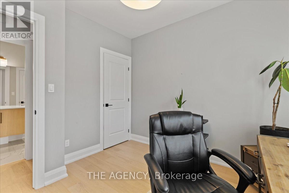 302 - 5 WOOD HAVEN DRIVE Image 28