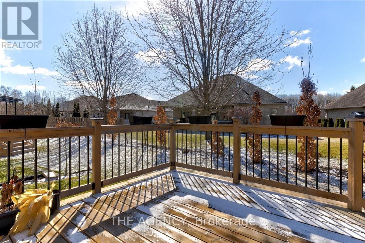 302 - 5 WOOD HAVEN DRIVE Image 37