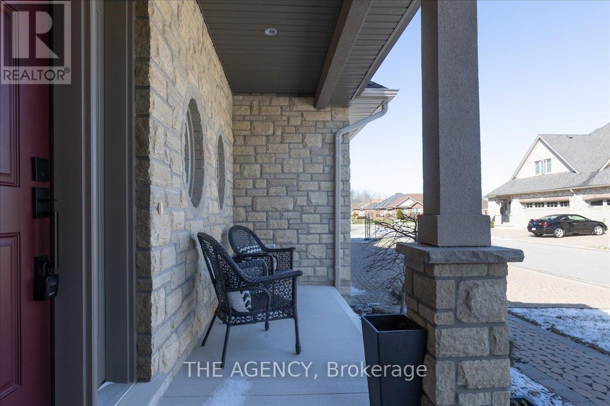 302 - 5 WOOD HAVEN DRIVE Image 4