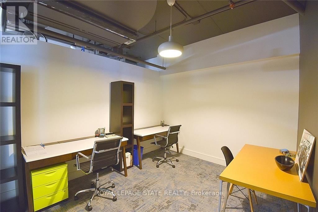 201 - 181 JAMES STREET NORTH Image 17