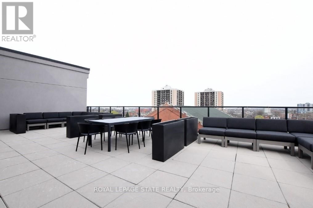 201 - 181 JAMES STREET NORTH Image 43