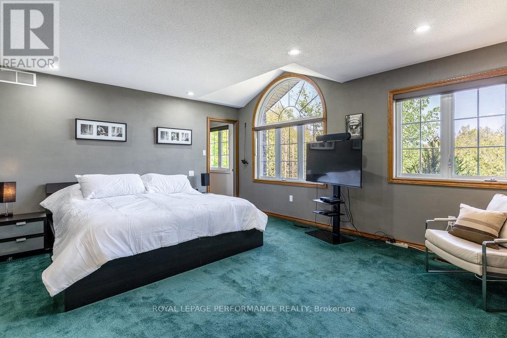 1657 WHITESIDE WAY Image 31