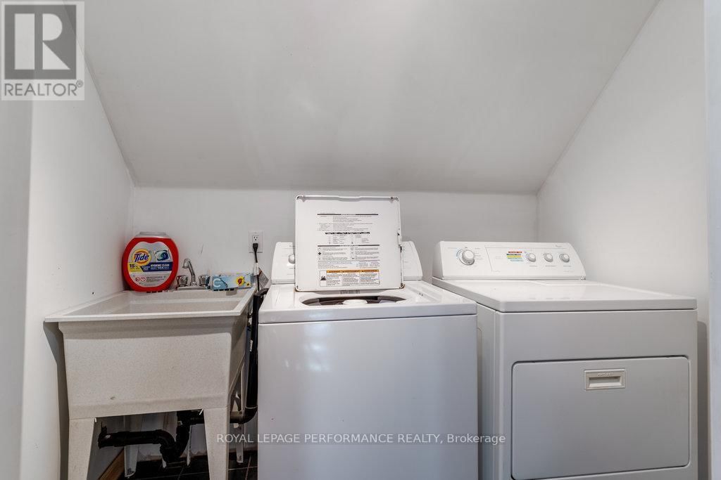 1657 WHITESIDE WAY Image 41