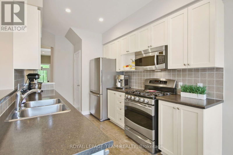 Tertiary Property View