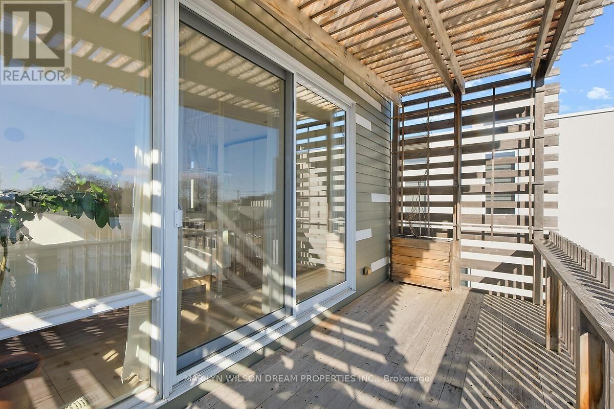 67 PINHEY STREET Image 25